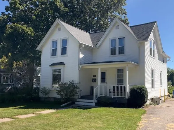 714 2nd Street, Baraboo, WI 53913