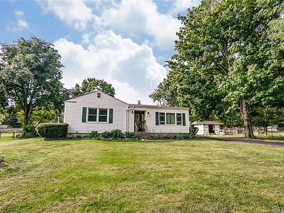 3rd image of 4243 Weller Dr