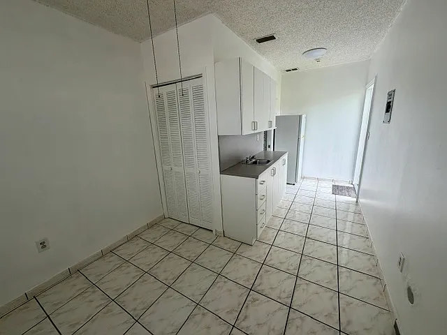 3230 SW 92nd Ave #1 — Photo 6