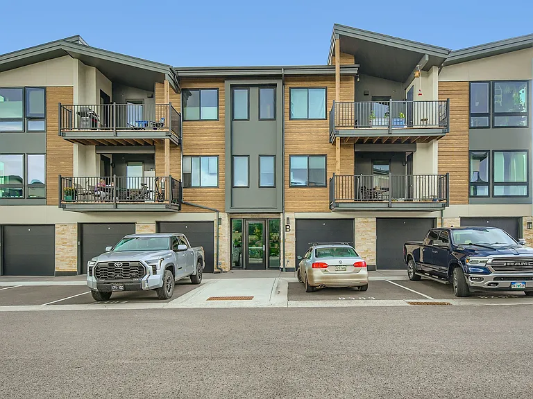 91 Mount Hope Cir #B303 — Photo 23