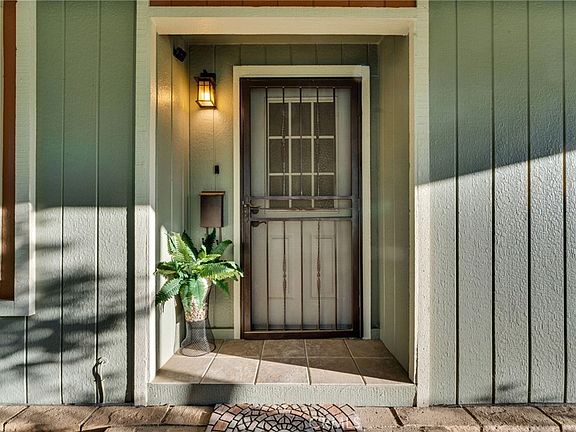4th image of 10961 Desert Lawn Dr Spc 166