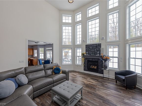 4th image of 5532 Brook Run Dr