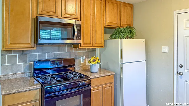 4535 Lyceum Dr — Photo 10