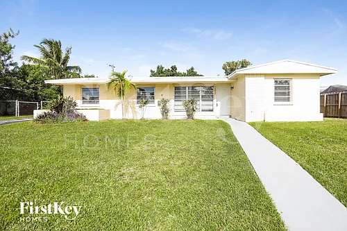 16025 SW 99th Ave Photo 1