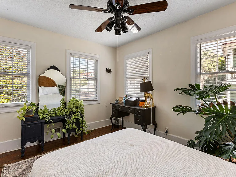 1 Murphy Ct — Photo 17