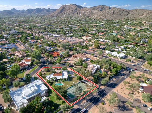 6330 E HUNTRESS Drive, Paradise Valley, AZ 85253