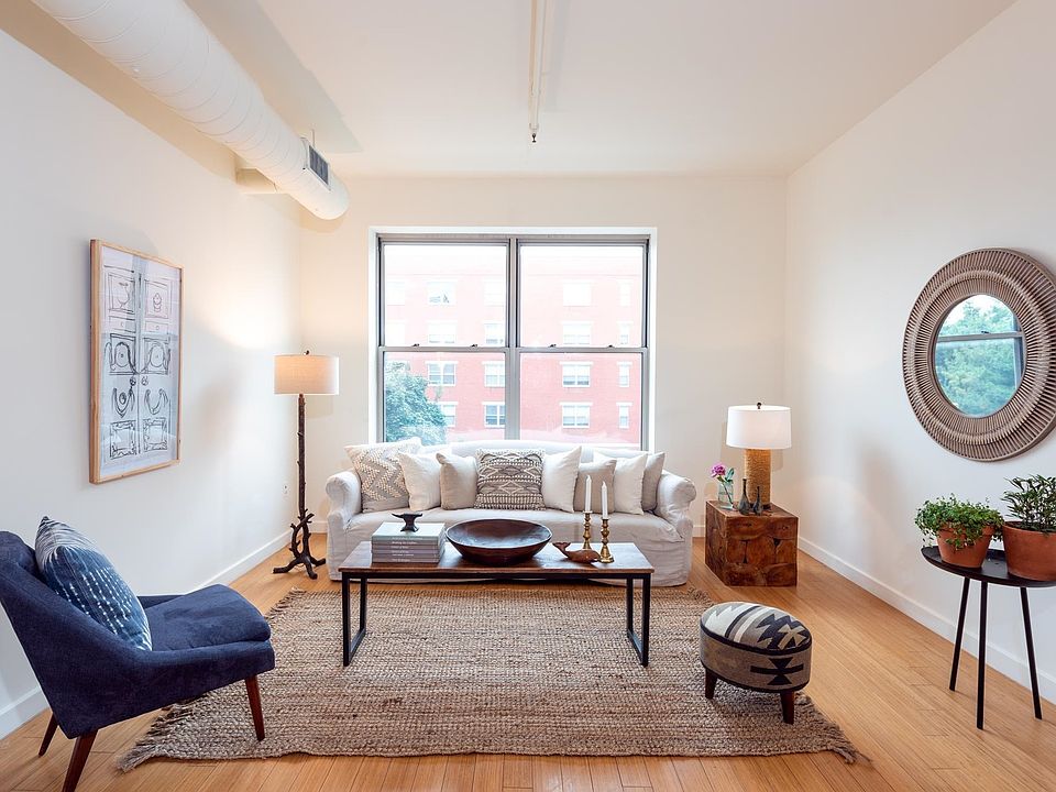 1st image of 234 10th St APT 314