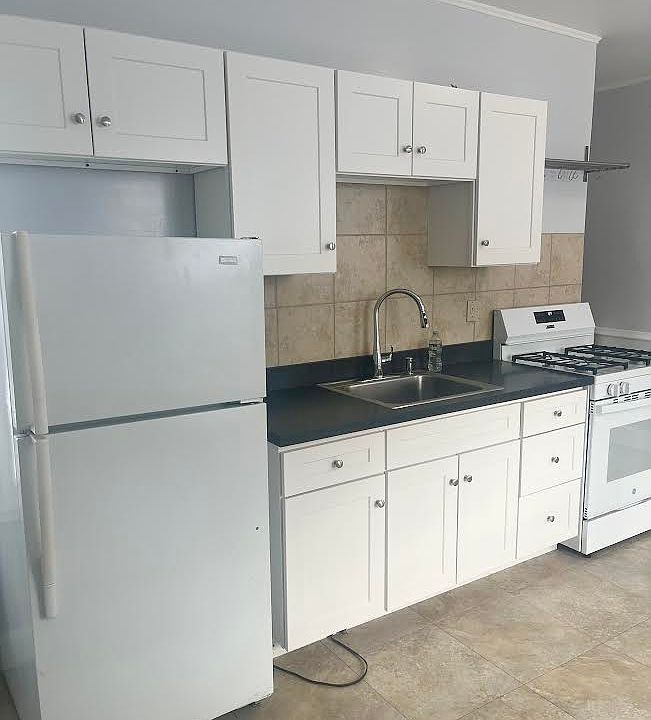 Bright and clean with neutral flooring