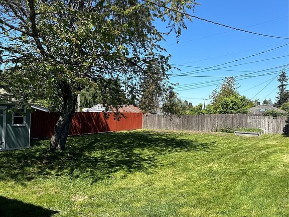 4th image of 5719 N 43rd Street
