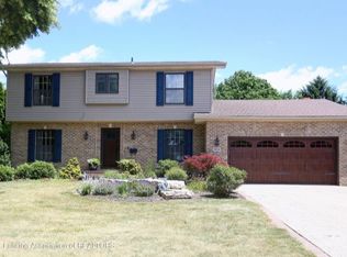 1015 Old Post Rd, Grand Ledge, MI 48837