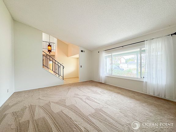 3rd image of 135 Reddington Ct