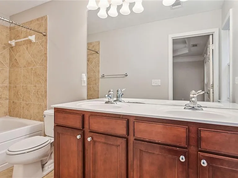 2263 Limehurst Dr NE — Photo 16