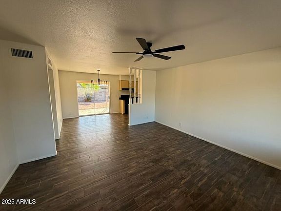 4th image of 4717 E DRAGOON Avenue