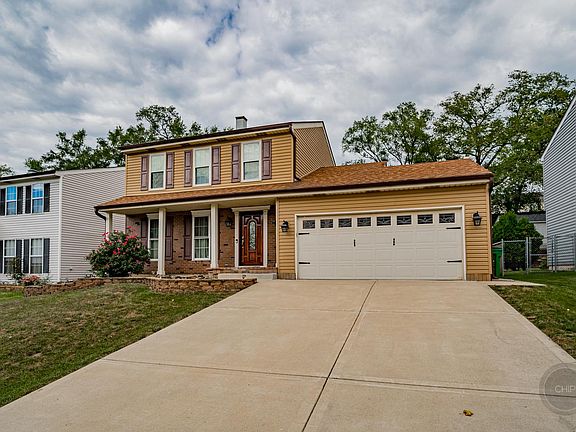 2nd image of 822 Aspen Dr