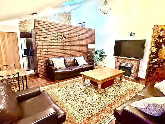 2nd image of 1275 Periwinkle Place