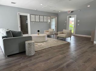West Palm Lane, West Palm Beach, FL 33409