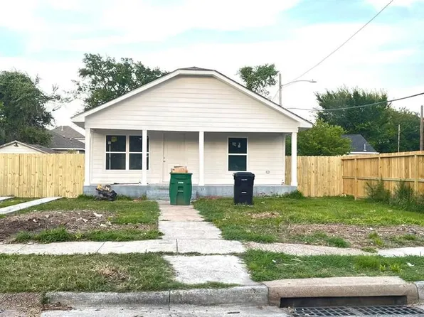 2804 Bringhurst St, Houston, TX 77026