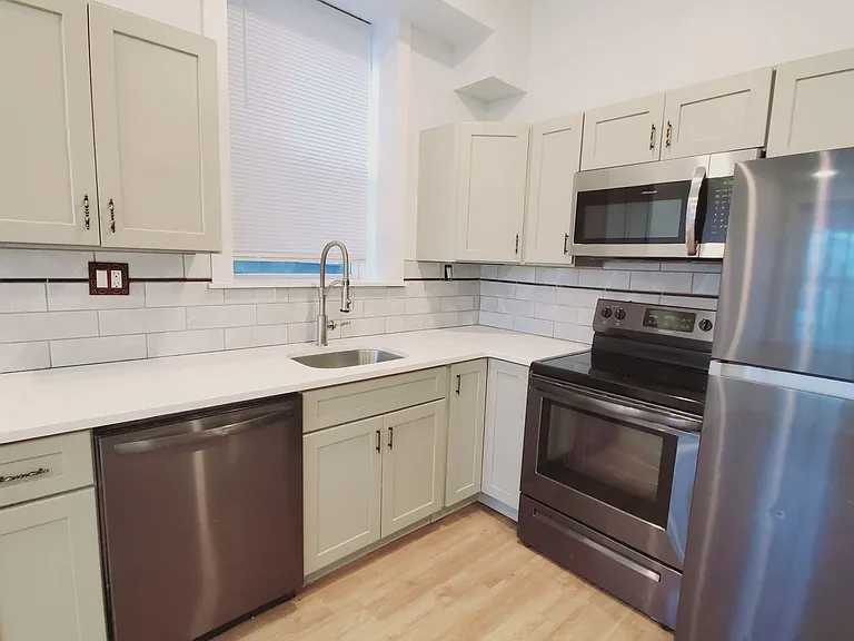 4131 W Girard ave — Photo 11