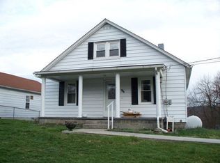 186 Youngs Rd, Raven, VA 24639