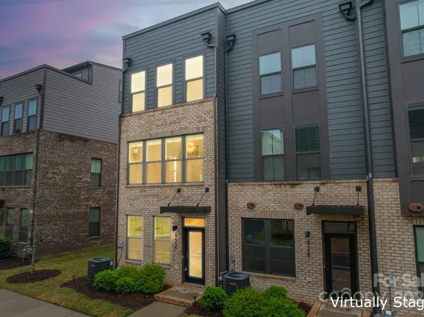 432 Music Hall Way, Charlotte, NC 28203