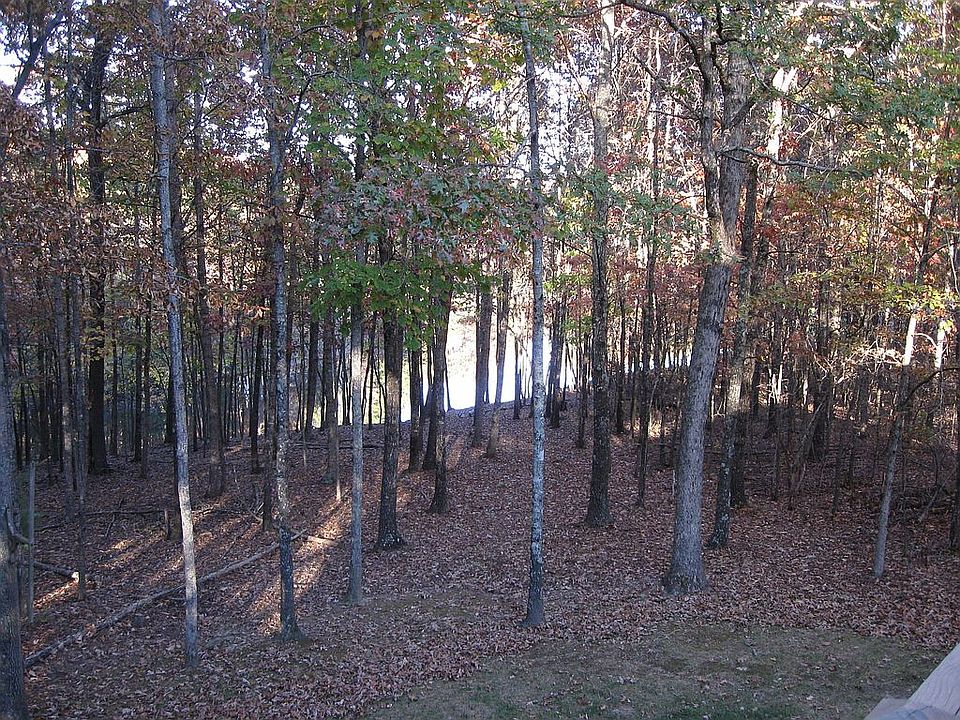 2nd image of 329 Beachwood Dr