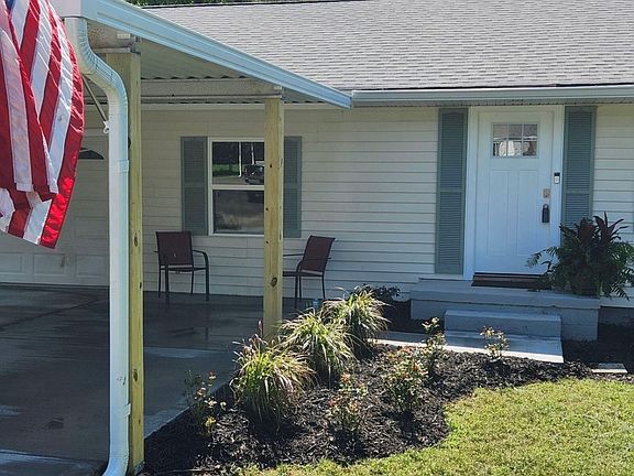 4th image of 5909 Adelia Dr