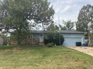 4050 Charter Oak Ln SE, Cedar Rapids, IA 52403