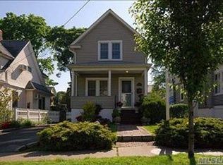 23 Irma Ave, Port Washington, NY 11050