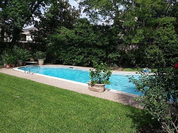 5th image of 11803 Gardenglen Dr
