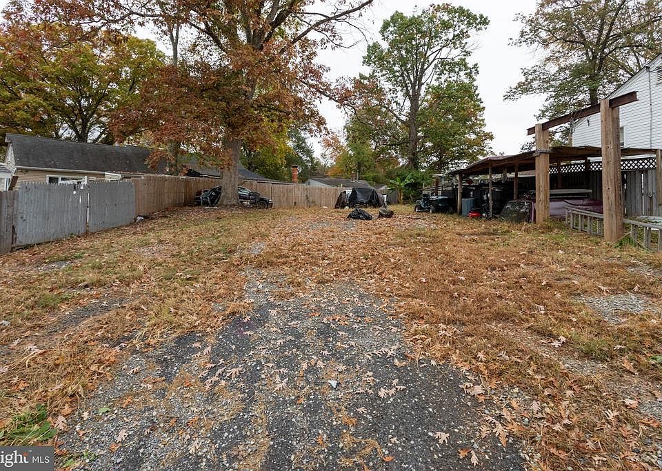 1st image of 6611 60th Ave
