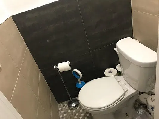 Rented by Premier Metro Realty Corp | media 42