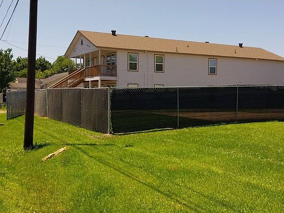 Side view from the street