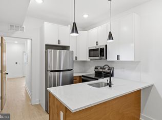 863 N 43rd St #2, Philadelphia, PA