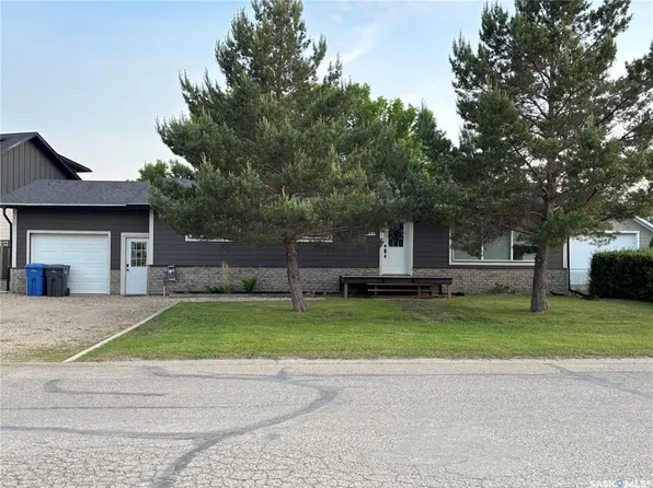 845 Prospect AVENUE, Oxbow, SK S0C 2B0