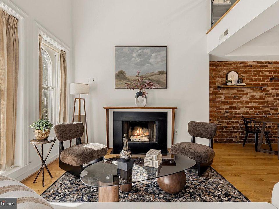 1st image of 2023 Kalorama Rd NW APT 4