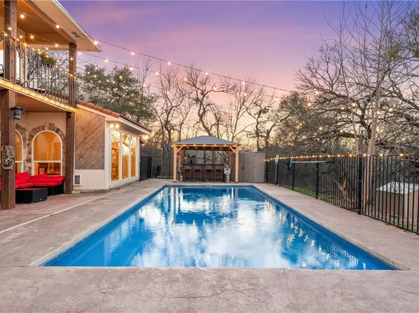 439 County Road 414, Chilton, TX 76632