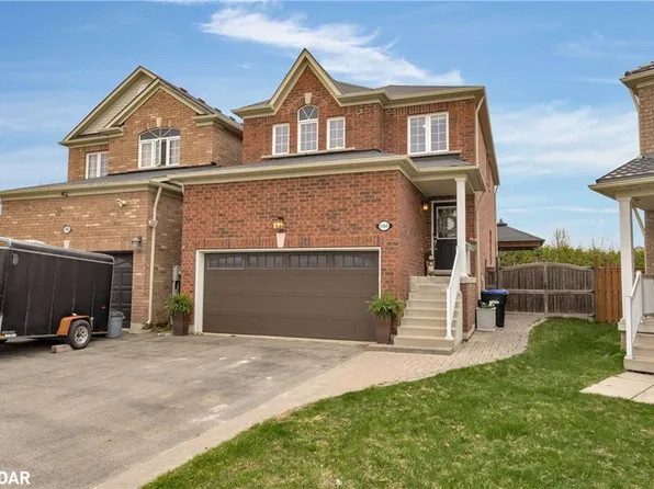 1162 Laurand St, Innisfil, ON L9S 4Z7
