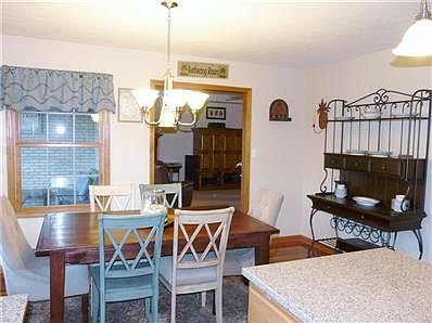Dining area, Eat-In Kitchen
