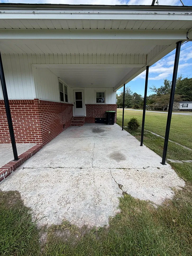102 South Street — Photo 2