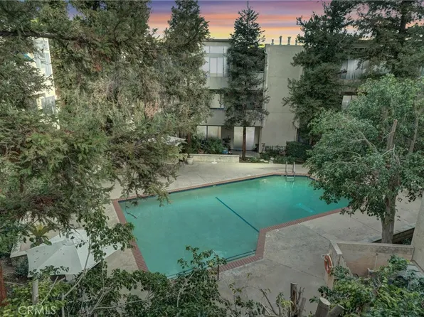 7800 Topanga Canyon Blvd, Canoga Park, CA 91304