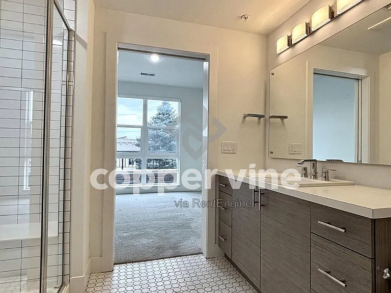 3500 S Corona St #202 — Photo 8