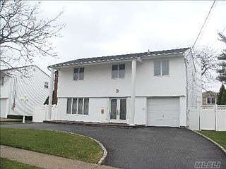1st image of 2972 Len Dr