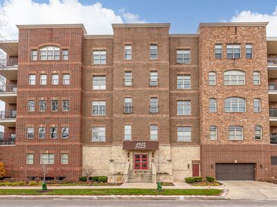 4929 Forest Ave Unit 2E, Downers Grove, IL, 60515