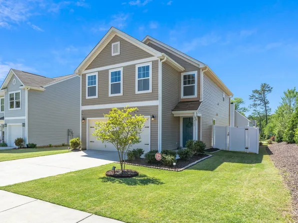 317 City Center Ln, Wendell, NC 27591