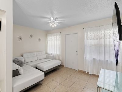 7 Vista Palm Ln APT 204, Vero Beach, FL, 32962