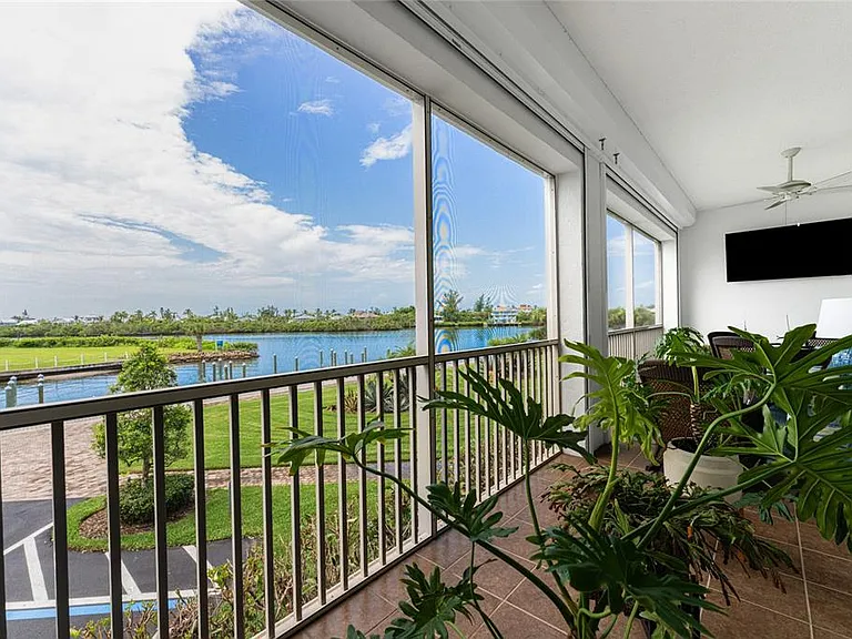 11100 Hacienda Del Mar Blvd #G-202 — Photo 28