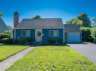 379 Roosevelt Ave, Springfield, MA 01118