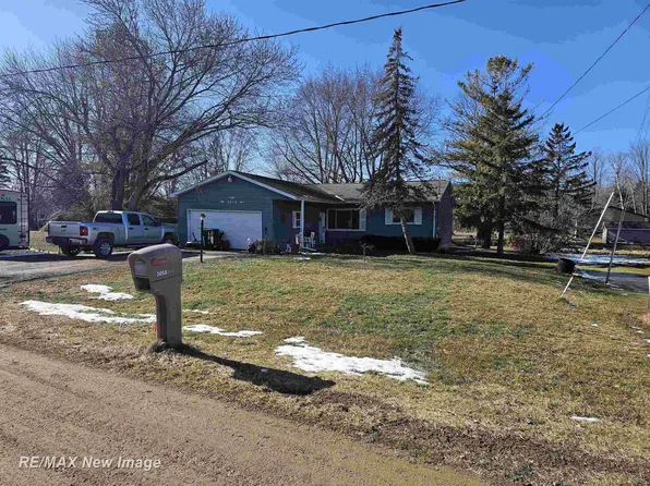 3058 W Lakeside Dr, West Branch, MI 48661