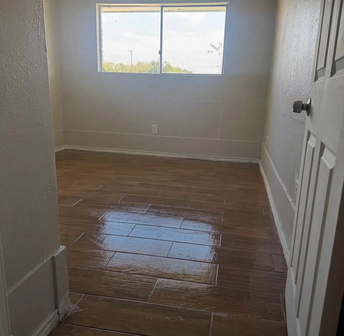 4 bed, 1830 sqft, $2,000 — Photo 4