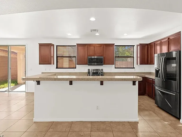 1633 Orange Daisy Pl — Photo 6